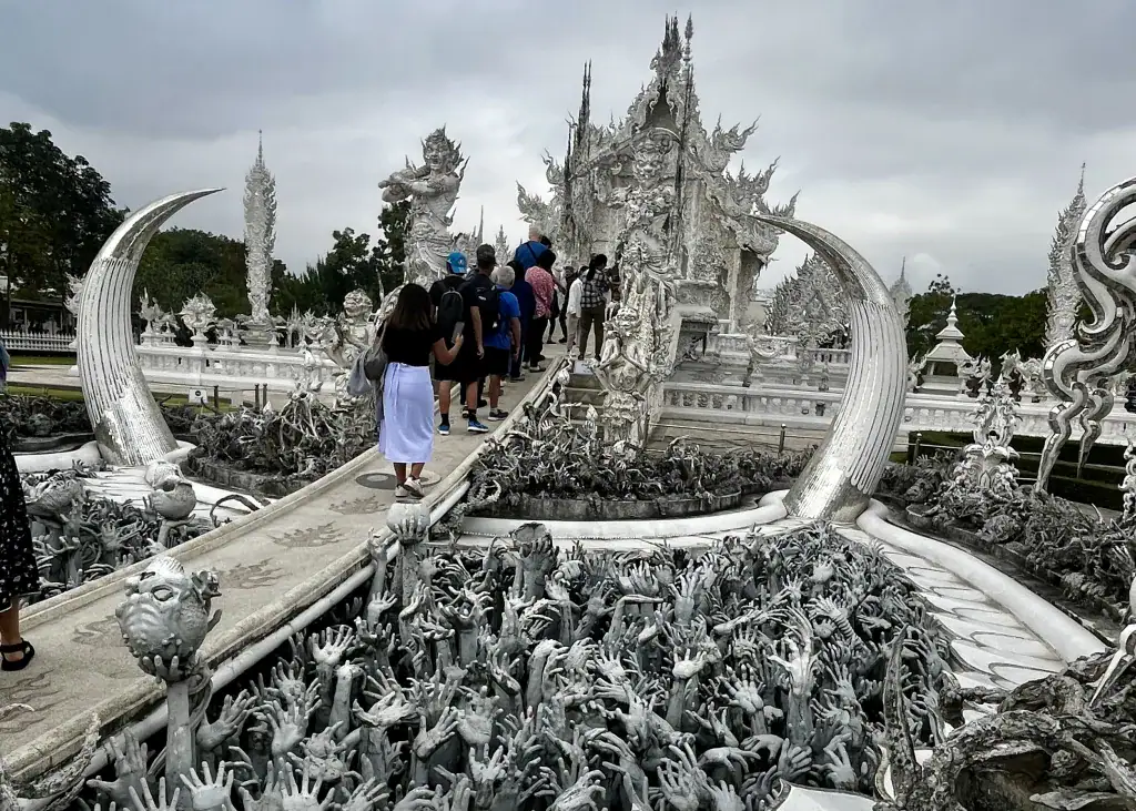 Where to Go in Thailand for the First Time: A Budget Traveler’s Guide 3 White Temple in Chiang Rai. There is a path running through the middle of the temple that is built from white stone
